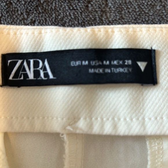 White Zara skort like new - Picture 3 of 3
